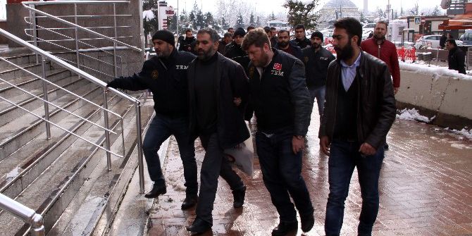 Kocaeli Emniyeti’ne Saldırı Hazırlığı Yaptığı İddia Edilen 6 Şüpheli Adliyede