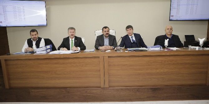 Ak Parti Ve Mhp Grupları Yeni Odalarında Toplandı