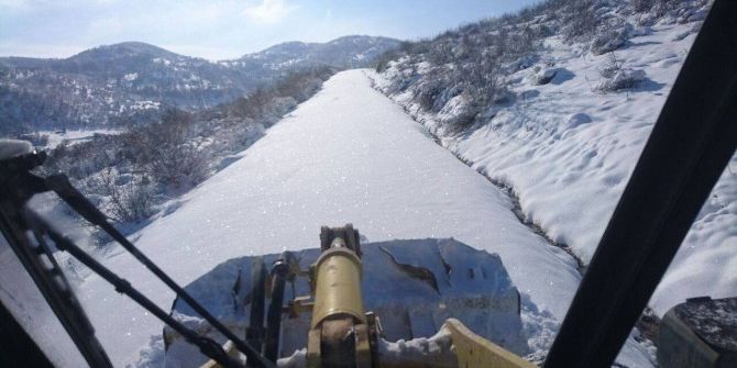 Dursunbey’de Okullar Tatil Edildi