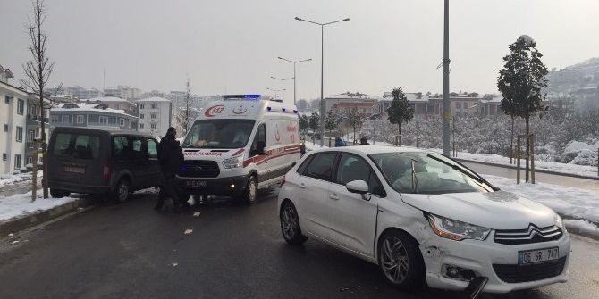 Sakarya’da Trafik Kazası: 1 Yaralı