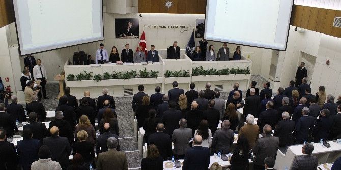 İzmir Büyükşehir Meclisi Şehitlerin Adını Yaşatacak