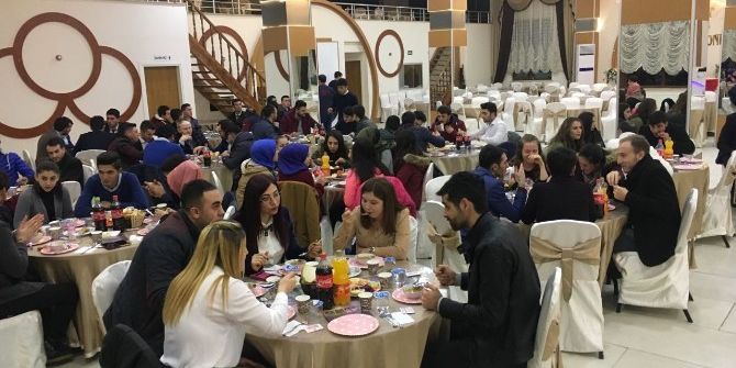 Vezirköprü’de Gençlerden Birlik Mesajı