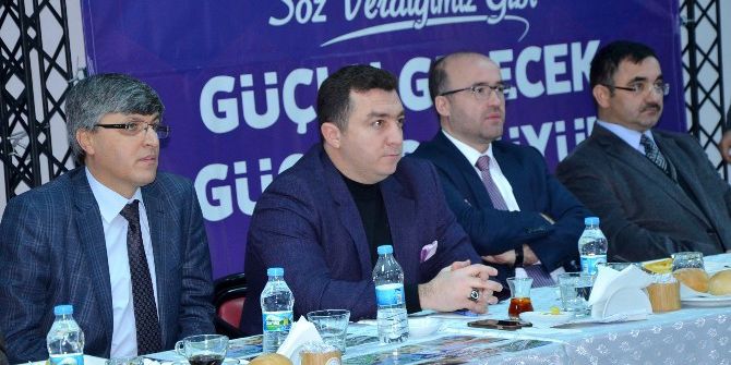 Başkan Bakıcı, Birim Müdürlerinden 2016 Yılı Faaliyetlerini Dinledi