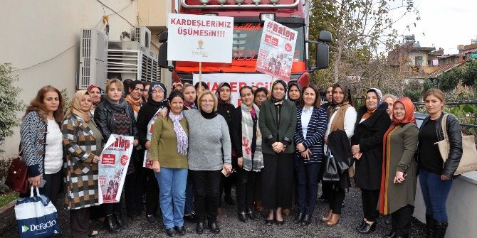 Ak Parti Kadın Kolları’nın Yardım Tırı Yola Çıktı