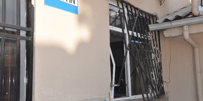 Para Bulamayınca Köfte Çaldılar