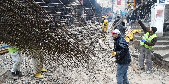 Tarihi Demirciler Çarşısı’nde Restorasyon Çalışmaları Sürüyor