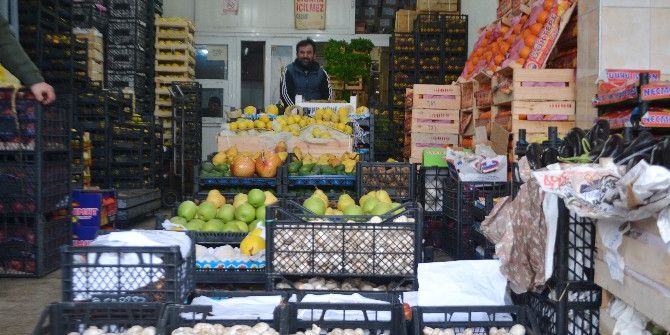 Yoğun Kar Yağışı, Sebze Meyve Halini De Etkiledi