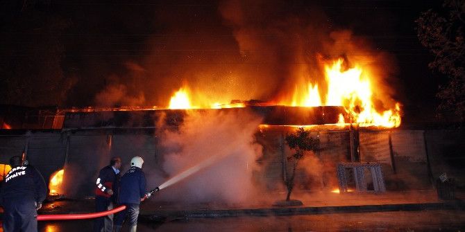 Mersin İtfaiyesi 2016 Görev Hizmet Sayısını İkiye Katladı