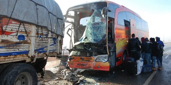 Şanlıurfa’da Zincirleme Kaza: 8 Yaralı