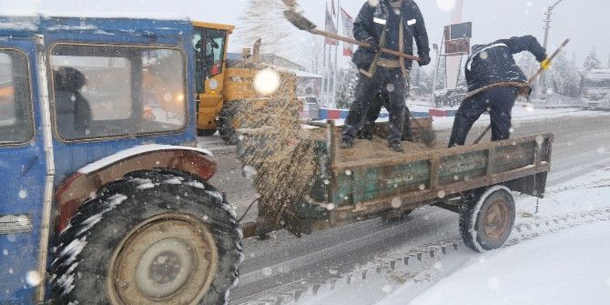 Turgutlu’da Ekipler İş Başında
