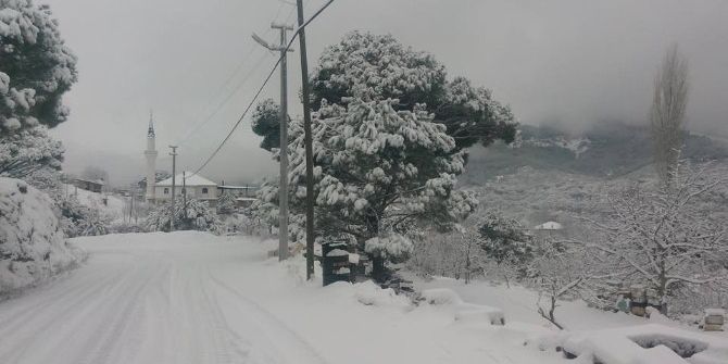 Aydın’da Kar Yağışına En Çok Çocuklar Sevindi