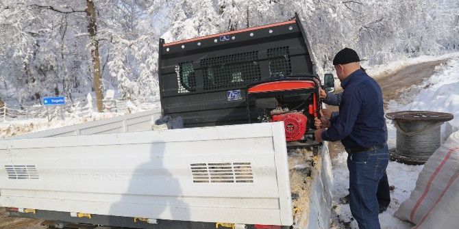 Turgutlu’da Çocuklar Üşümesin Diye Önlemler Alındı