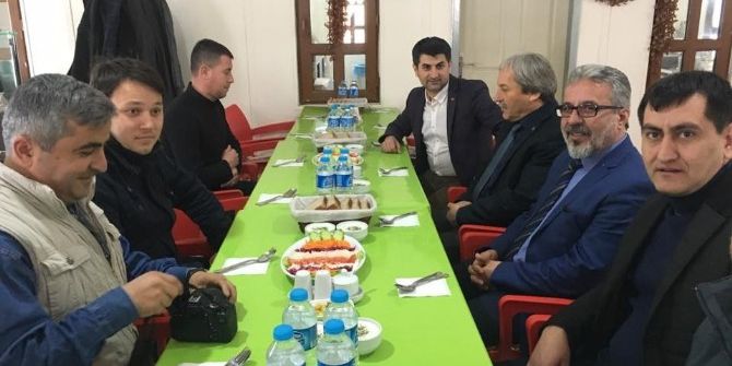 Başkan Şahin, Gazeteciler İle Öğle Yemeğinde Buluştu