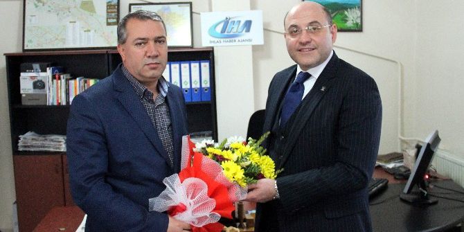 Başkan Ali Çetinbaş: Basın Mensupları, Zorlu Ve Bir O Kadar Da Önemli Bir Görevi İfa Ediyor