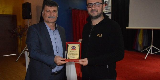İha Muhabiri Yorat’tan Liseli Öğrencilere Gazetecilik Semineri