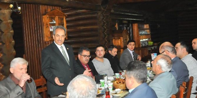 Başkan Akkaya, Gazetecilerle Yemekte Buluştu