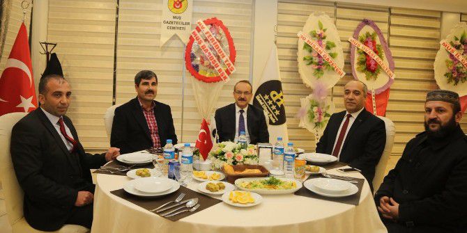 Gazeteciler Dayanışma Gecesinde Buluştu