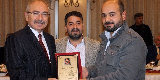 Mardin’de Çalışan Gazeteciler Ve İdareciler Günü Birlikte Kutlandı