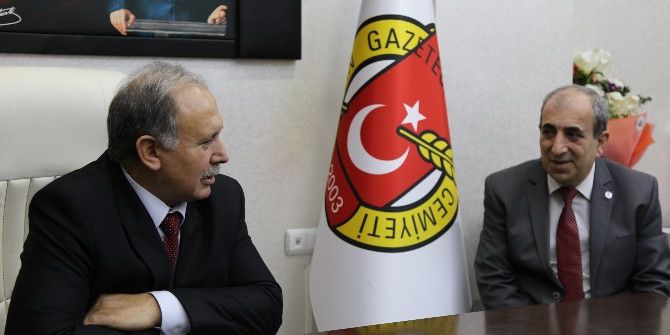 Vali Doğanay Ve Başkan Kocatepe Gazeteciler Cemiyetini Ziyaret Etti
