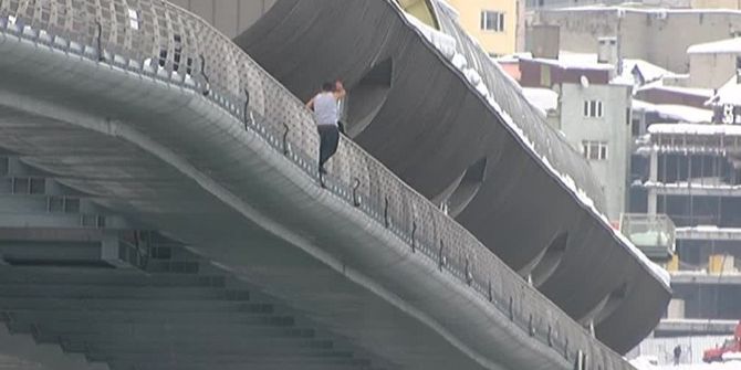 Haliç Metro Köprüsü’nden Böyle Atladı