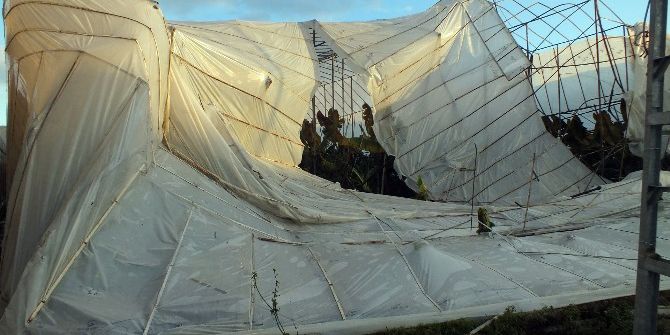 Anamur’da Seraları Hortum Vurdu
