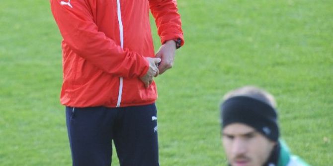 Hamzaoğlu: "Trabzonspor Maçı Zor Olacak"