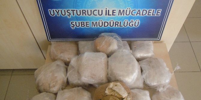 19 Kilo Esrar Ele Geçirildi