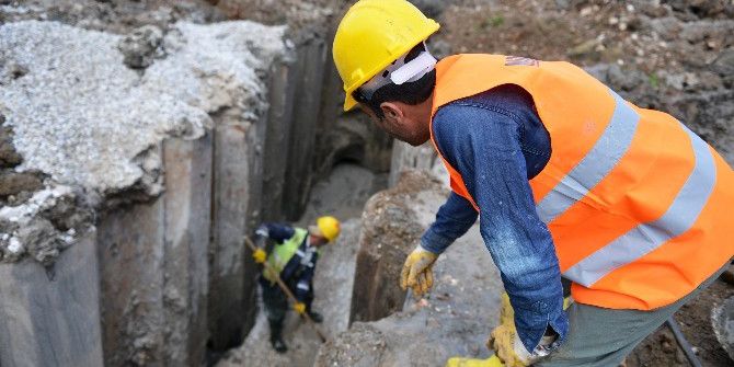 Finike’de Alt Yapı Seferberliği
