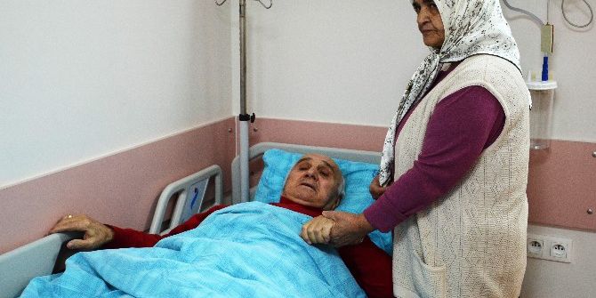 78 Yaşındaki Adam Ölüp Ölüp Dirildi