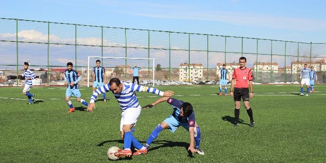 Messi Kemal Oynadığı Futbolla Herkesi Kendisine Hayran Bırakıyor