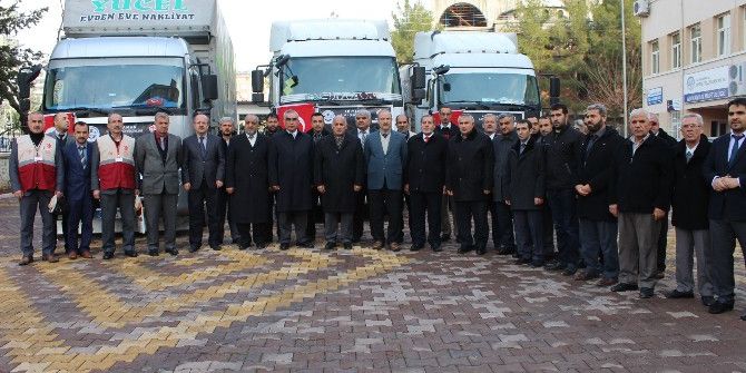Adıyaman Müftülüğünden Suriyelilere 3 Tır Dolusu Yardım Gönderildi