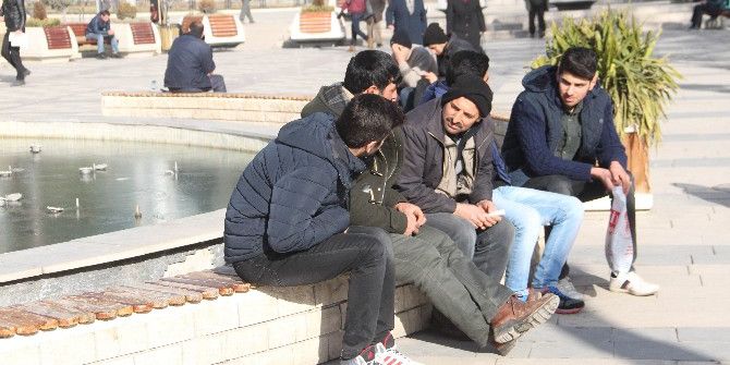 Batıda Kış, Elazığ’da Yaz Havası