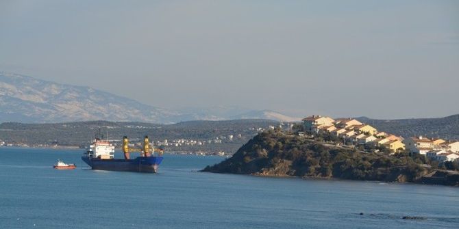 Aliağa’da Hacizli Gemi Çapasından Kurtulup Sürüklendi