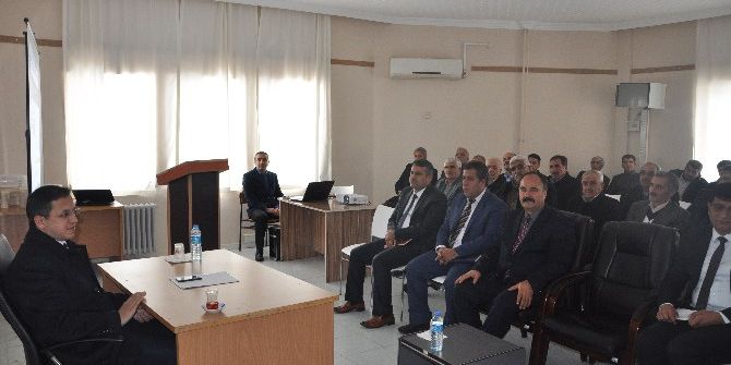 Sincik’te Muhtarlara Muhtar Bilgi Sistemi Eğitimi Verildi
