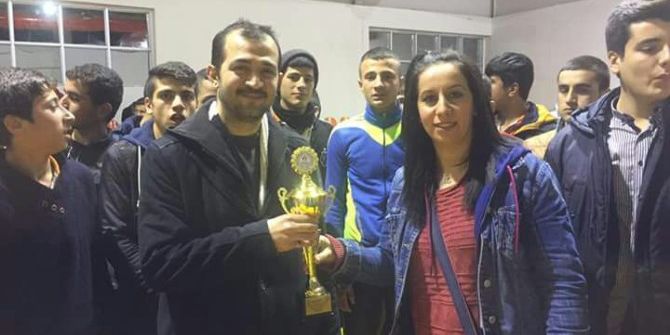 Ebu Sadık Anadolu İmam Hatip Lisesi Güreş Yarışmasında 3. Oldu