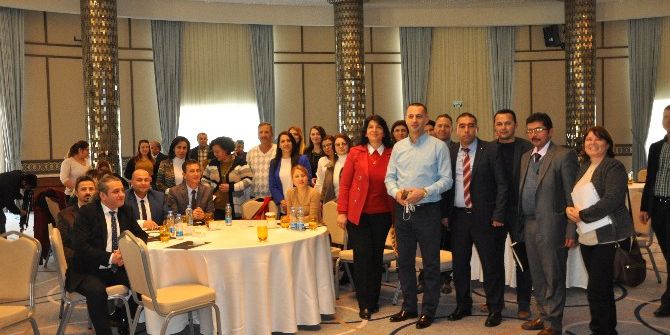 Adaptesk Kapsamında Genel Sekreterlere Kişisel Gelişim Eğitimi Verildi