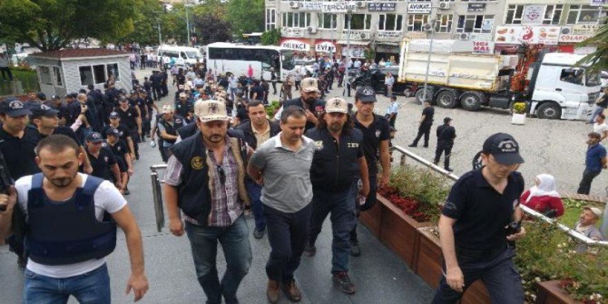 Bursa’daki Darbe Girişiminde 12 Tutuklama