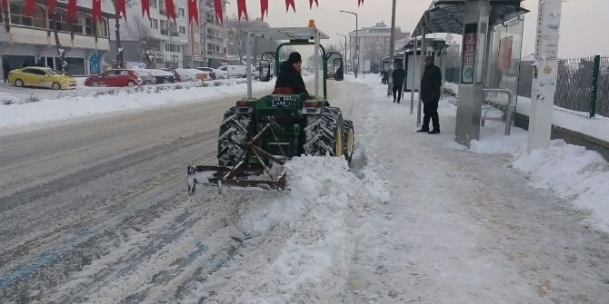 Edirne’de Karla Mücadele Devam Ediyor