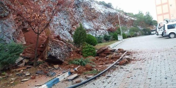 Dağdan Kopan Kaya, Anamur Toki Konutlarında Tehlike Saçtı