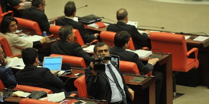 Genel Kurulu Canlı Yayınlayan Vekil İha’ya Konuştu