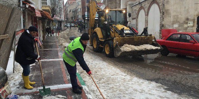 Kırklareli’nde Kar Temizleme Çalışmaları