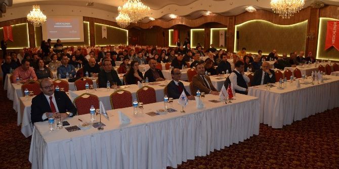 Trabzon’da Görev Yapan Aile Hekimleri’ne Yönelik Bilgilendirme Toplantıları Sürüyor