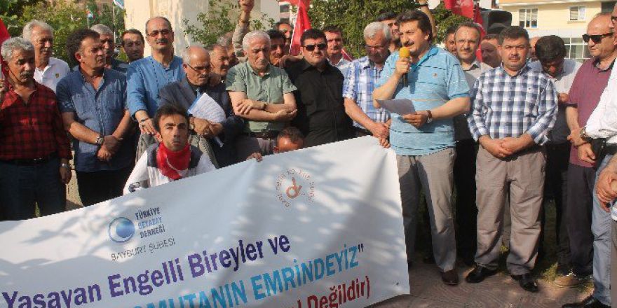 Bayburt’taki Stk’lardan Darbe Girişimine Tepki