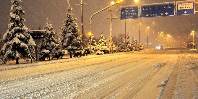 Uşak’ta Kar Tatili