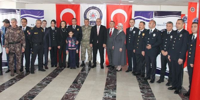 Elazığ Emniyetinde 15 Personel Bir Üst Rütbeye Terfi Etti