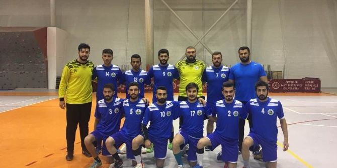 Adıyaman Üniversitesi 33- 26 Kastamonu Üniversitesi