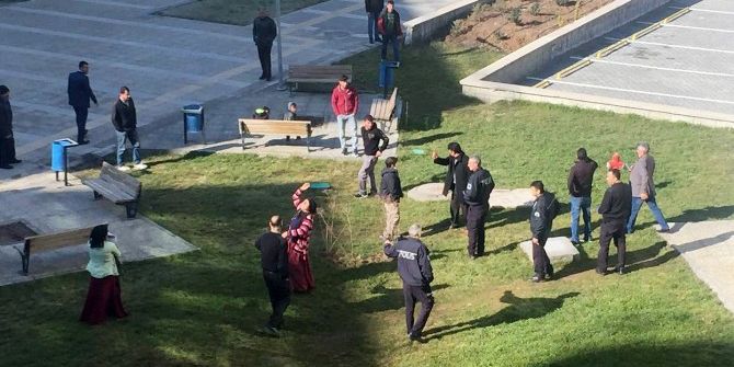 Sanık Yakınları Adliyeyi Birbirine Kattı