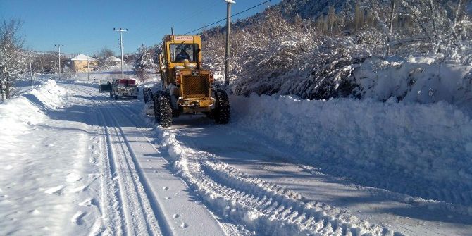 Büyükşehir 550 Km Yolda Karla Mücadele Etti