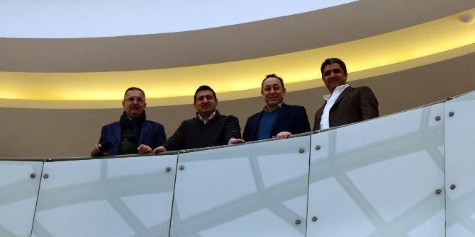 Başkan Öztürk Tesislerin Balkonundan Seslendi: