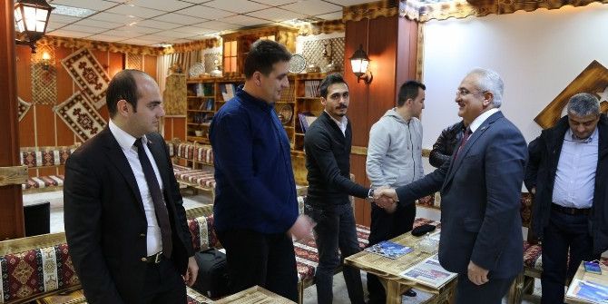 Başsoy: "2017 Yılında Devasa Projelerin Startını Veriyoruz"